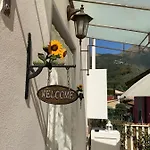 Casa La Wanda - Toscana - 2 Bedroom & Terrace Камайоре