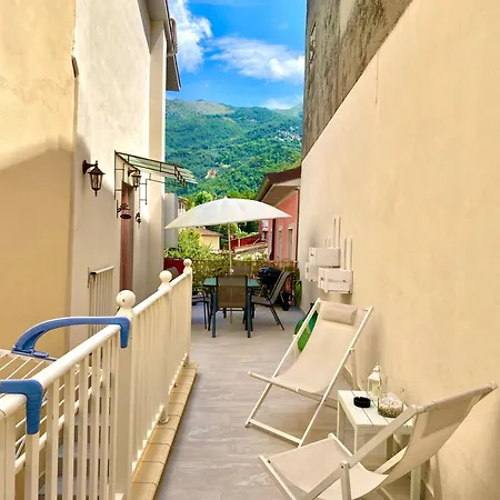 Casa La Wanda - Toscana - 2 Bedroom & Terrace Апартаменты *
